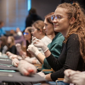 REKORDU POLSKI W SZYCIU CHIRURGICZNYM12